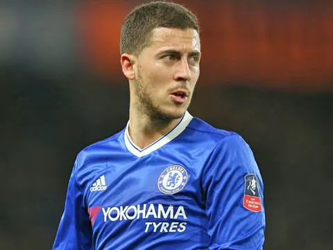 Hazard lần đầu lên tiếng về việc chuyển sang Real