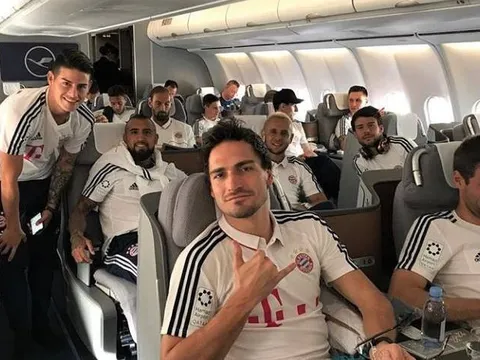Hết kỳ nghỉ, dàn 'soái ca' Bayern Munich trở lại châu Âu