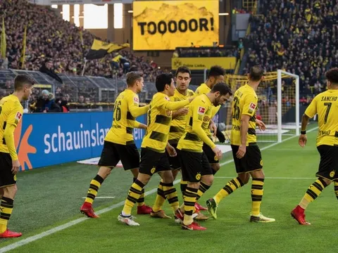 Highlights: Dortmund 2-2 Freiburg (Vòng 20 giải VĐQG Đức)