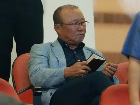 HLV Park Hang-seo thổi sức nóng vào V-League 2018?