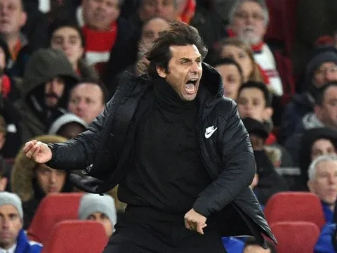 HLV Conte 'diễn sâu' khi Morata bỏ lỡ cơ hội ngon ăn