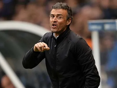 HLV Enrique: "Cầu thủ Barca còn trên mây"