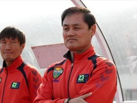 HLV Gangwon lại đưa Xuân Trường "lên mây"