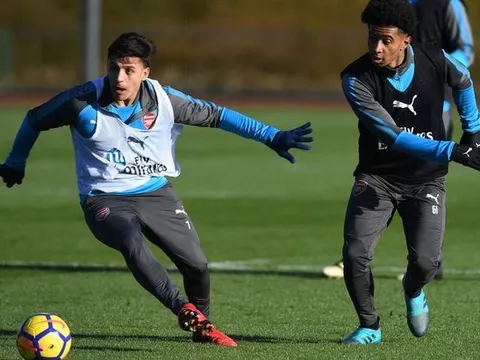 HLV Mourinho và Wenger đồng loạt xác nhận thương vụ Alexis Sanchez