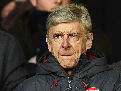 HLV Wenger nói gì sau thất bại gây sốc?