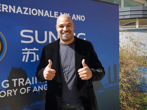 'Hoàng đế' Adriano tới tận sân tập để tiếp sức Inter vượt qua khủng hoảng