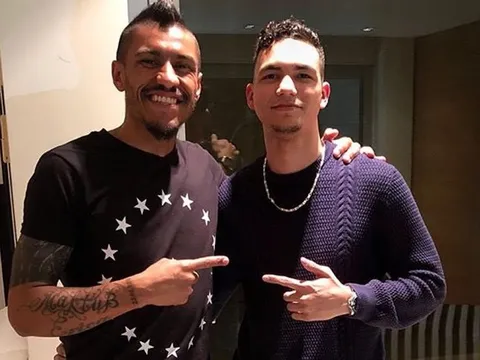 'Hotboy xăm trổ' Paulinho khắc tên con lên da