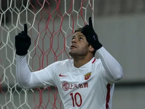 Hulk nã pháo giúp đại gia Trung Quốc vượt khó ở cúp châu Á