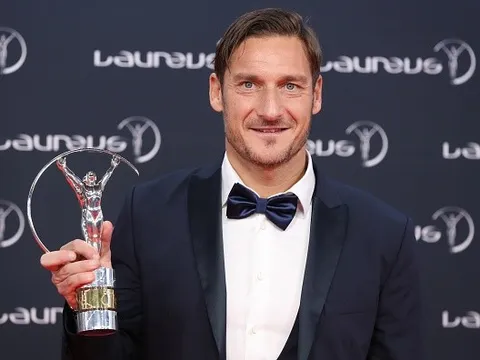 Huyền thoại của những huyền thoại, Totti được vinh danh tại 'Oscar thể thao'