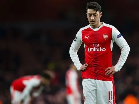 Huyền thoại M.U chỉ trích thẳng mặt 3 sao Arsenal