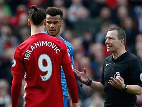 Kinh hãi: Ibrahimovic bị đối thủ thẳng chân đạp ngay vào đầu