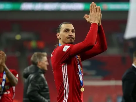 "Ibrahimovic là thiên tài, Pogba phải chịu áp lực từ núi tiền"