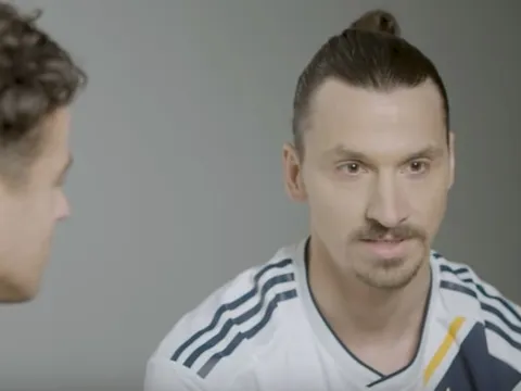 Ibrahimovic lần đầu xuất hiện trong màu áo LA Galaxy