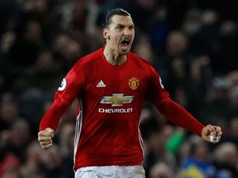 Ibrahimovic, món quà vô giá của MU