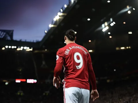 Ibrahimovic ngán ngẩm đồng đội ở Man Utd