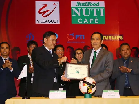 Nhà tài trợ V-League 2018 được ưu tiên ký tiếp 2 năm hợp đồng