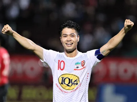 5 điểm nhấn vòng 7 V-League: Long An sa lầy, HAGL thăng hoa