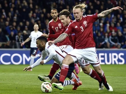 Inter Milan chuẩn bị 14 triệu euro mua cầu thủ từng bị Ibra bóp cổ