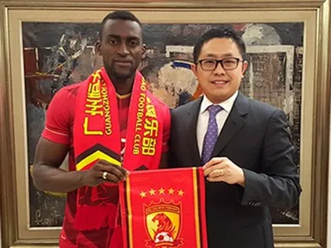 'Bom xịt' Jackson Martinez bị đội bóng Trung Quốc thanh lý hợp đồng