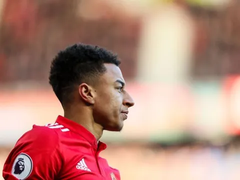 Jesse Lingard được Man Utd tưởng thưởng