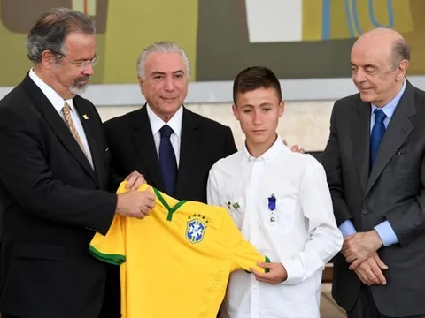 Người hùng cứu mạng cầu thủ Chapecoense được thưởng lớn