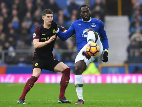 Fan Everton mỉa mai 'bom tấn' John Stones sau đại thắng Manchester City