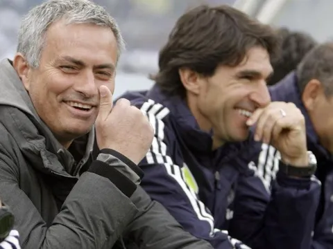 Jose Mourinho muốn thâu nạp HLV vừa bị 'trảm'