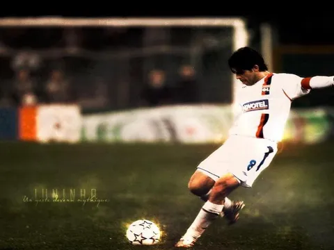 Juninho - Ông vua của những quả sút phạt