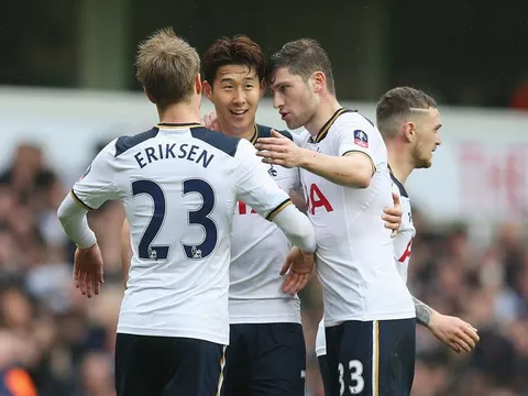 Kane chấn thương ngay phút thứ 9, Tottenham vẫn "chơi tennis" trên sân nhà