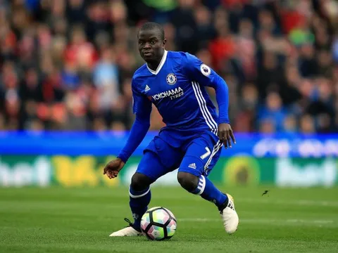 Từ chối PSG, N'Golo Kante cam kết ở lại Chelsea