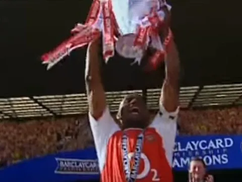 Keane vs Vieira - Cuộc thư hùng vĩ đại nhất Premier League