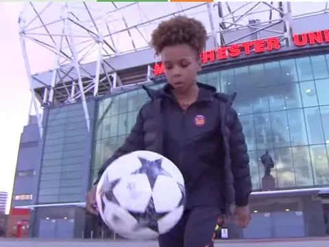 Khi Marcus Rashford 'khốn khổ' vì bị fan nhí quay với những câu hỏi nhức đầu