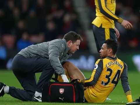 Khủng hoảng tiền vệ ở Arsenal, Wenger giải quyết thế nào?