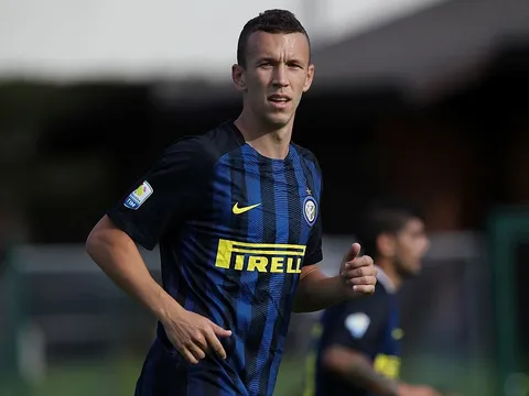 Kĩ năng xử lý bóng điêu luyện của Ivan Perisic