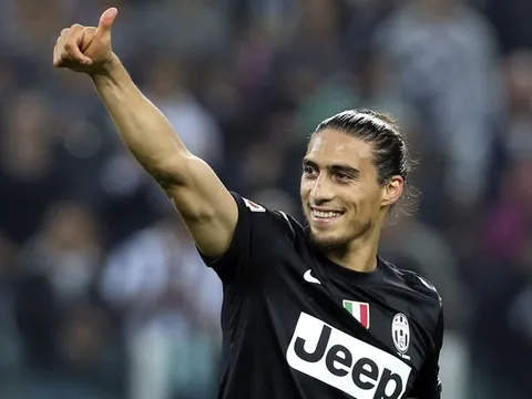Kiểm tra y tế thành công, 'hàng thải' Juventus vẫn bị Milan từ chối