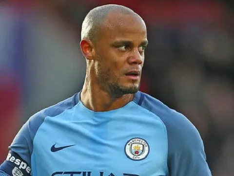 Kompany có còn đất diễn ở Man City?