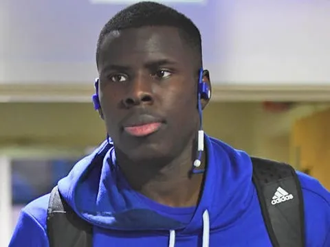 Kurt Zouma thừa nhận khả năng rời Chelsea
