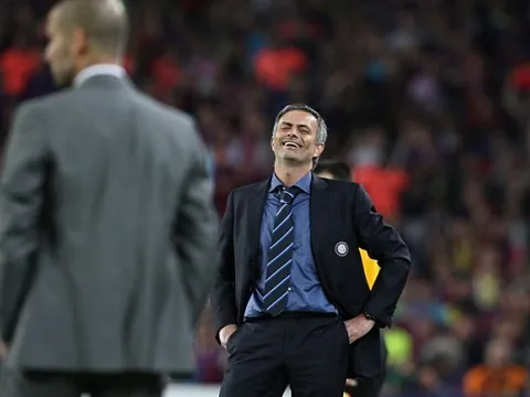 Lạ lùng, Mourinho giờ bỗng 'thích hòa"!