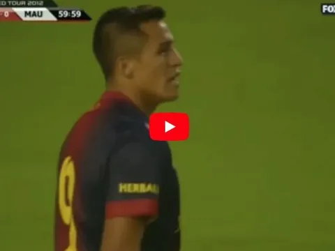 Lần đụng độ đầu tiên của Alexis Sanchez vs Man Utd