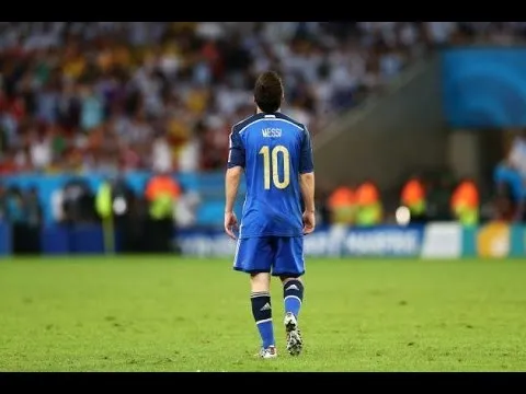 Lionel Messi và những khoảnh khắc ám ảnh nhất