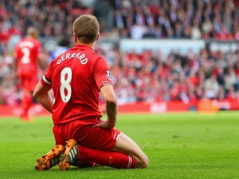 Liverpool 'trượt dài' không phải do Klopp, mà là vì Gerrard