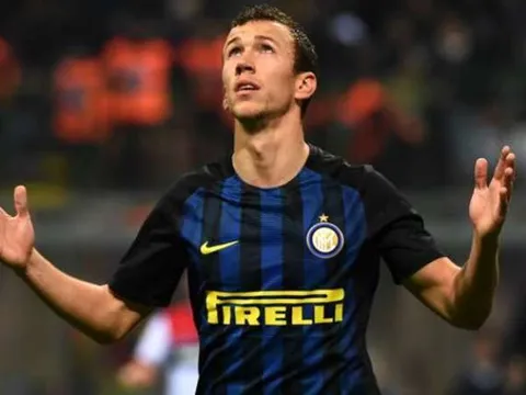 Lộ số tiền Man United phải chi ra vì Ivan Perisic
