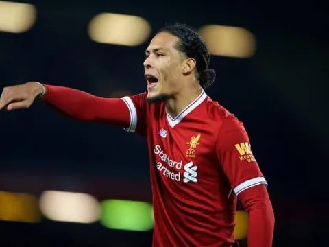 Lực lượng của Liverpool: Van Dijk là sự thay đổi duy nhất