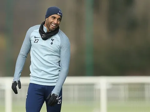 Lucas Moura "quẩy" tưng bừng trên sân tập của Tottenham