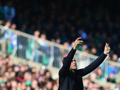Luis Enrique kêu gọi sử dụng công nghệ goal-line sau trận hòa Betis