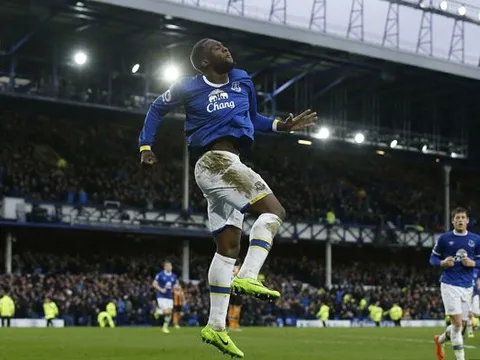 Lukaku chính thức gửi thông điệp đến Chelsea và Man Utd