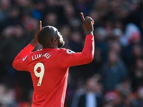 Lukaku tung chiêu lạ, Chelsea tay trắng rời Old Trafford