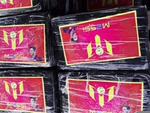 Hơn nửa tấn ma túy dán ảnh Messi bị bắt giữ