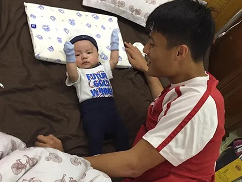 Mạc Hồng Quân, Kỳ Hân kỷ niệm con trai tròn 3 tháng tuổi