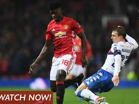 Màn ra mắt của Axel Tuanzebe trước Wigan